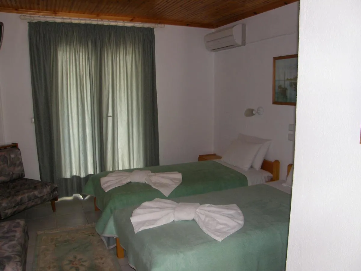 Neilis Apartment Siviri
